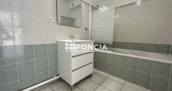 Location Appartement 2 pièces 44.41 m² - Martigues 13500