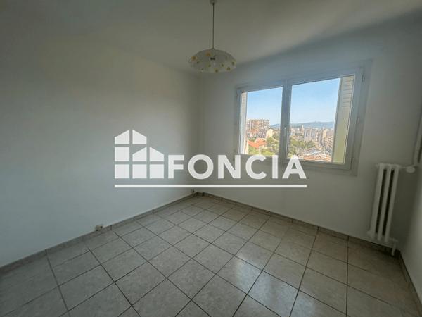 Location Appartement 3 pièces 62.42 m² - LE FOCH Marseille 13004