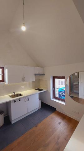 ADAMVILLE - STUDIO 13.86 m²