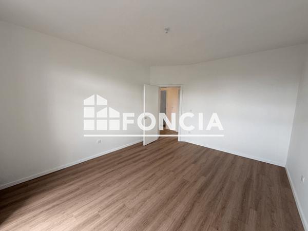 Location Appartement 4 pièces 90.35 m² - 17 RUE DU GENERAL UHRICH Strasbourg 67000