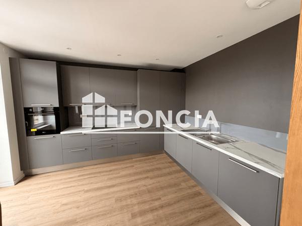 Location Appartement 4 pièces 90.35 m² - 17 RUE DU GENERAL UHRICH Strasbourg 67000