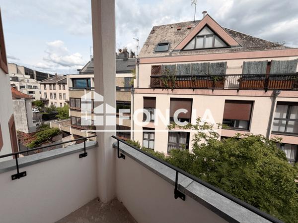 Location Appartement 4 pièces 90.35 m² - 17 RUE DU GENERAL UHRICH Strasbourg 67000