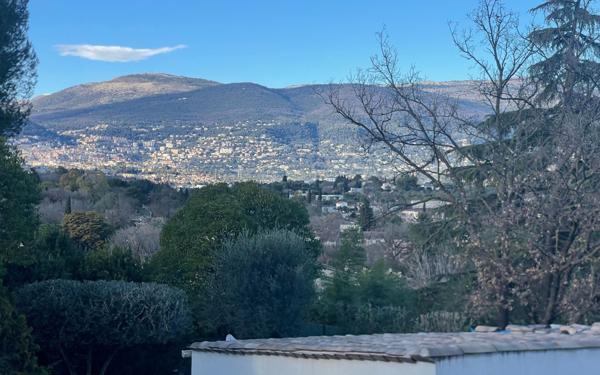 Appartement à vendre    4 pièces •  Mouans-Sartoux