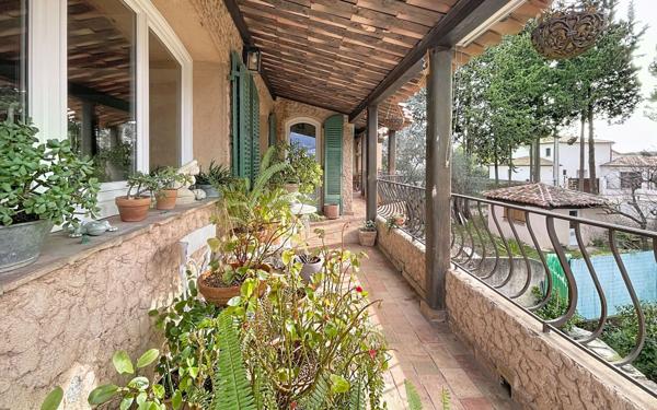 Appartement à vendre    4 pièces •  Mouans-Sartoux