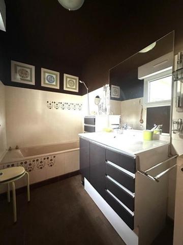 Maison à vendre à Caudan dans le Morbihan (56850), ref : 56029-1393