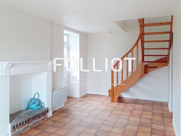 A LOUER - VILLEDIEU - T3 en duplex - 48 m² .