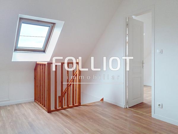 A LOUER - VILLEDIEU - T3 en duplex - 48 m² .