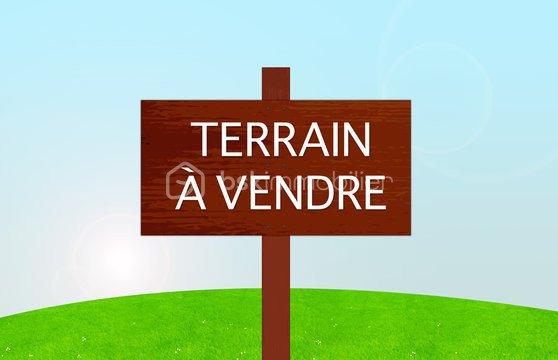 Terrain de 1 030 m²