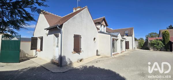Maison (prestige) à vendre 6 pièces 208 m² Saint-Hilaire-Saint-Mesmin