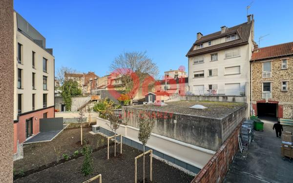 Appartement à vendre    2 pièces • 41,66 m2 Les Pavillons-sous-Bois