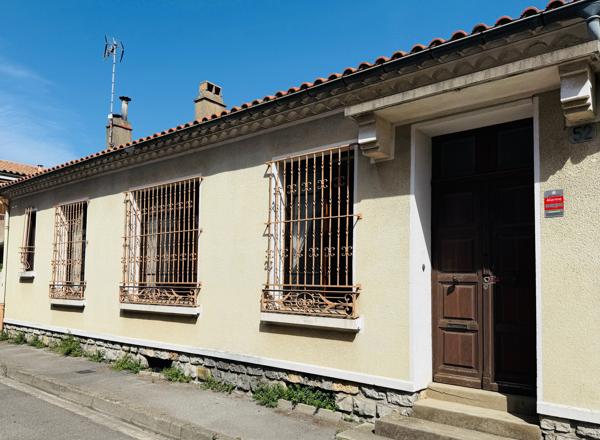 Maison de ville avec jardin et garage