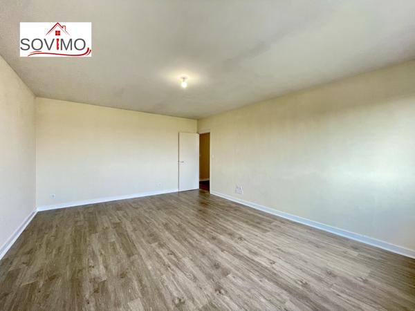 APPARTEMENT T3 EN CENTRE VILLE, 3ME ÉTAGE, BORD DE ROUTE