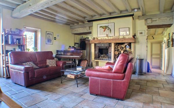 Maison à vendre    5 pièces •  Demigny