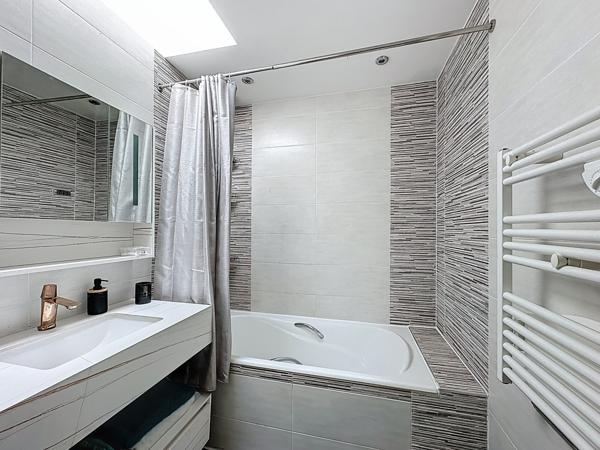 Maison 5 pièces - 140 m² Bien prestige