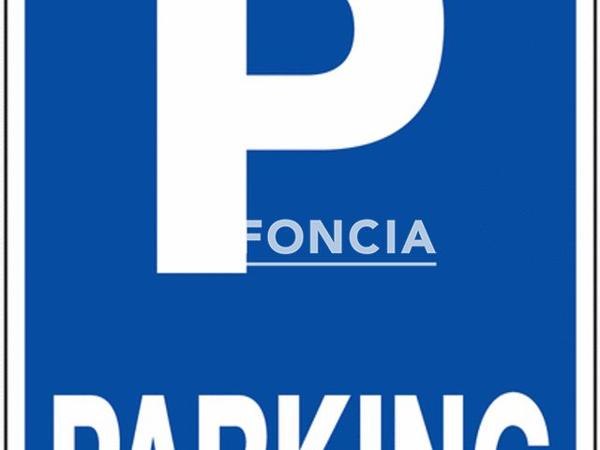 Location Parking - 44-46 RUE DU 11 NOVEMBRE Villejuif 94800