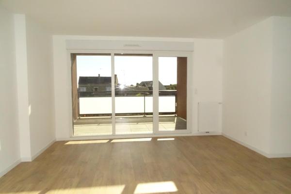 Appartement à FOUGERES, 35300 - 4 pièces 85m²