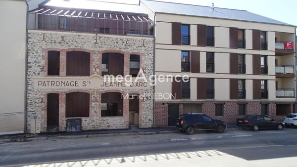 Appartement à FOUGERES, 35300 - 4 pièces 85m²