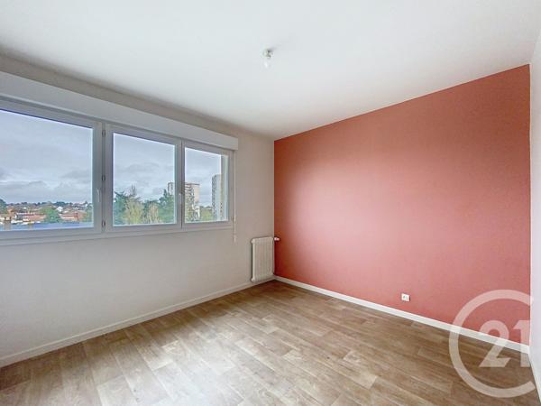 Appartement T4 à vendre  4 pièces - 73,23 m2 CHOLET - 49