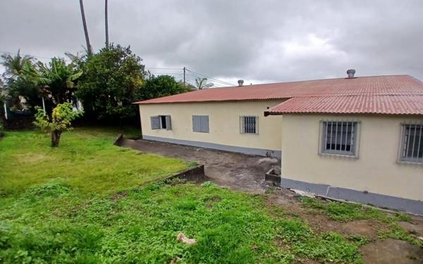 Maison à vendre    5 pièces •  Le Tampon