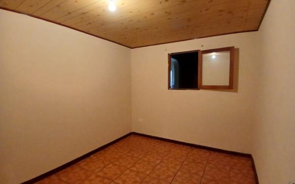 Maison à vendre    5 pièces •  Le Tampon