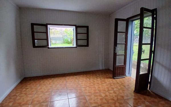 Maison à vendre    5 pièces •  Le Tampon