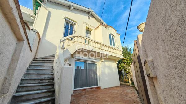 EXCLUSIVITE - A vendre à PERPIGNAN (66000) quartier des platanes, MAISON DE VILLE, 4 pièces avec jardin et garage à motos