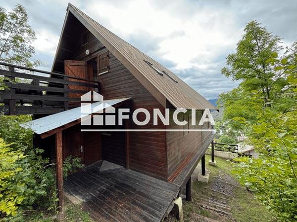 À vendre Maison 10 pièces 193 m² - Allos 04260