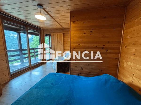 À vendre Maison 10 pièces 193 m² - Allos 04260