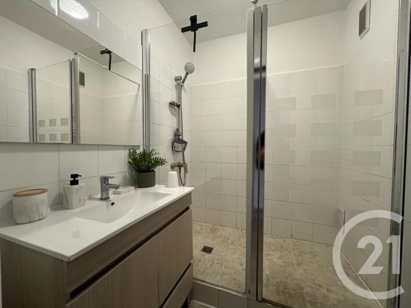 Appartement T3 à vendre  3 pièces - 64,91 m2 PORT DE BOUC - 13