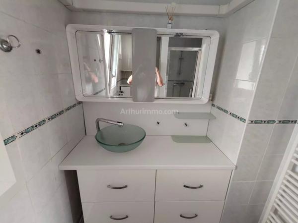 Vente                                                      Appartement
                        
                     3 pièces                      61 m2                     à Fontaine