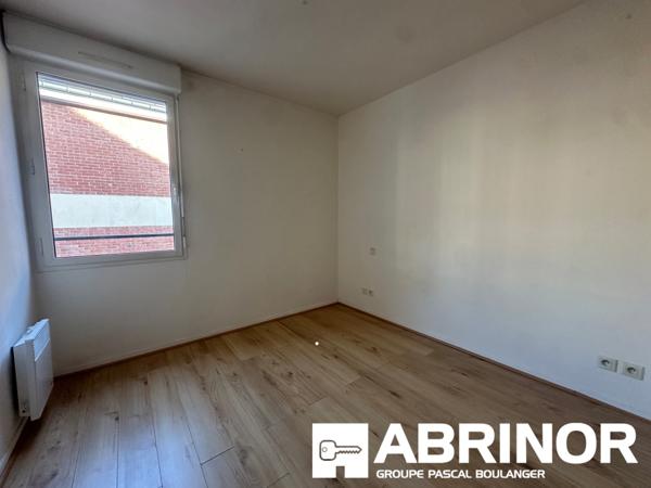 Bel appartement lumineux 5 pièces avec Balcon et Box – Centre-ville AMIENS