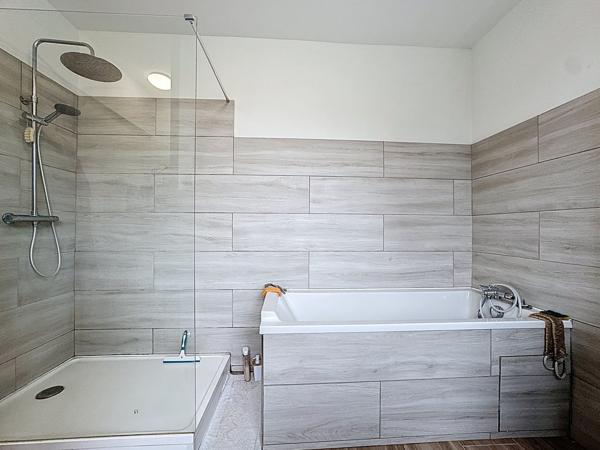 Fermette au carré - 12 pièces - 365m² habitables TEMPLEUVE EN PEVELE