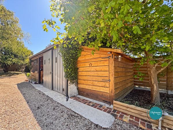 Maison familiale de prestige 7 pièces 200 m2 sous-sol // dépendance