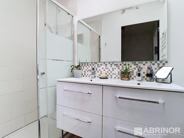 MAISON SEMI INDIVIDUELLE, SEMI PLAIN PIED, 3CHAMBRES, JARDIN GARAGE VILLENEUVE D ASCQ