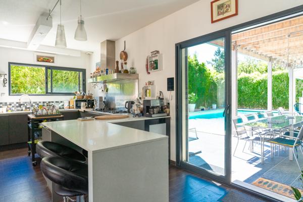 Maison 9 pièces - 450 m² Exclusivité efficity