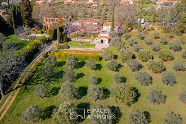 Architecture néo-provençale au coeur d’une oliveraie dans le Haut-Var