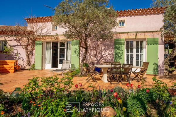 Architecture néo-provençale au coeur d’une oliveraie dans le Haut-Var