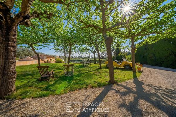 Architecture néo-provençale au coeur d’une oliveraie dans le Haut-Var
