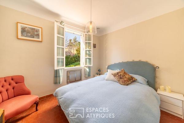 Architecture néo-provençale au coeur d’une oliveraie dans le Haut-Var