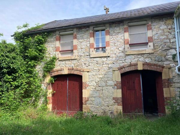 Immeuble - Luzech Vallée du Lot Ouest Petit Manoir
