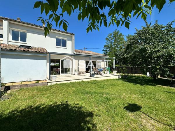 Maison familiale rénovée de 132m²  – 4 chambres – Terrain de 556m² – Quartier recherché