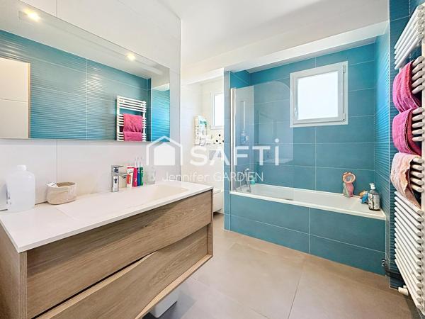Maison familiale rénovée de 132m²  – 4 chambres – Terrain de 556m² – Quartier recherché