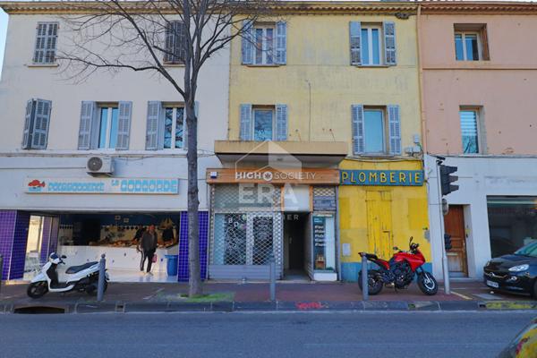 Immeuble à vendre Mazargues 13009 Marseille R+2 jardin  spécial investisseur