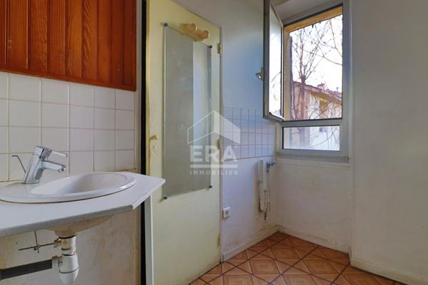 Immeuble à vendre Mazargues 13009 Marseille R+2 jardin  spécial investisseur