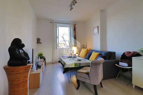 Immeuble à vendre Mazargues 13009 Marseille R+2 jardin  spécial investisseur
