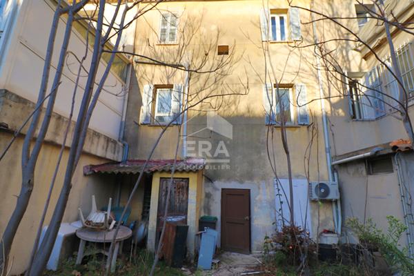 Immeuble à vendre Mazargues 13009 Marseille R+2 jardin  spécial investisseur