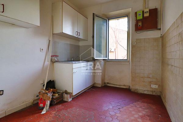 Immeuble à vendre Mazargues 13009 Marseille R+2 jardin  spécial investisseur
