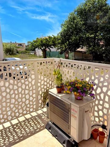 Vente                                                      Appartement
                        
                     3 pièces                      60 m2                     à Six-Fours-les-Plages