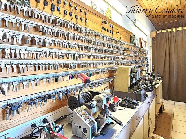 Cordonnerie, maroquinerie, clé, gravure, plaques auto