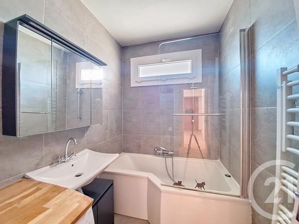 Appartement F4 à vendre  4 pièces - 82,41 m2 OULLINS - 69